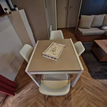 Mobil 6 A 8 Personnes Sans Fun Pass 캠프장 *