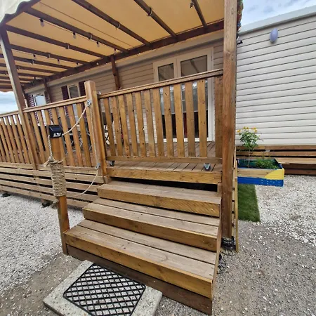 Campsite Mobil 6 A 8 Personnes Sans Fun Pass